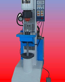 無鉚釘鉚接機的鉚釘工藝和傳統工藝相比有哪些優點？