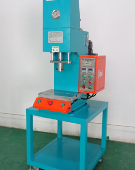 鉚接機大概多少錢一臺?