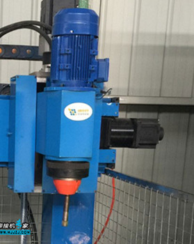 制作鉚接機鉚頭需要注意哪些要點?