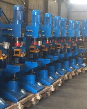 青島徑向鉚接機(jī)價(jià)格究竟多少錢呢?