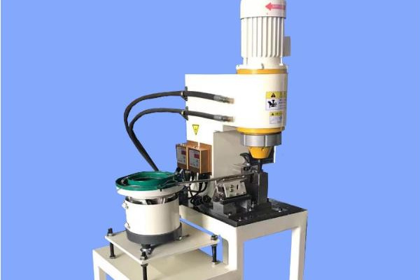 自動送料鉚接設(shè)備到底有哪些優(yōu)勢? 圖2
