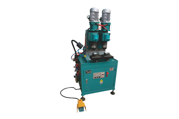 無(wú)錫氣壓雙頭鉚接機(jī)